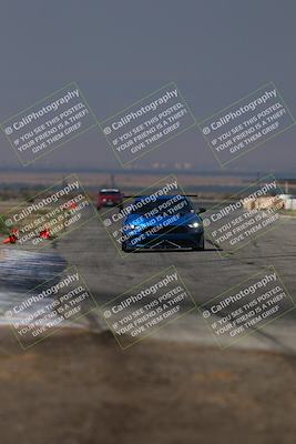 media/Sep-20-2025-Extreme Speed (Sat) [[1fcc23683c]]/Orange (Mid Intermediate)/Session 2 (Sunrise)/